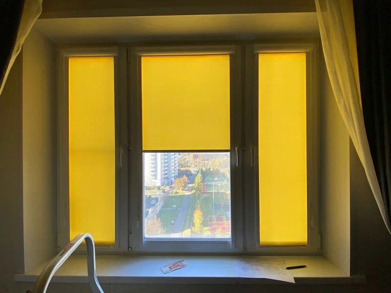 Как повесить рулонные шторы – подробное руководство