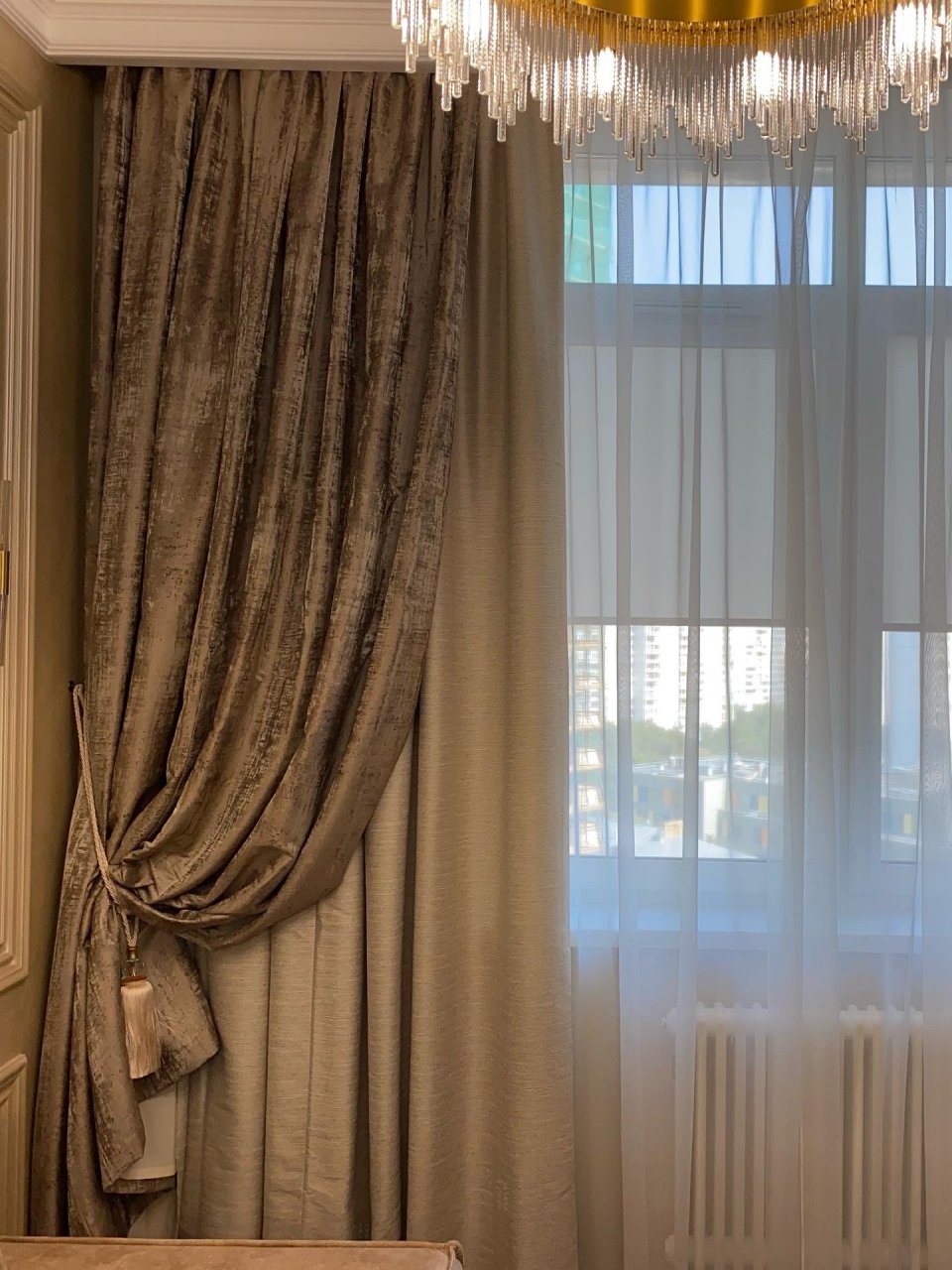 Шторы жаккардовые с электроприводом